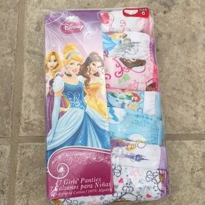 Disney princess underwear, sz6